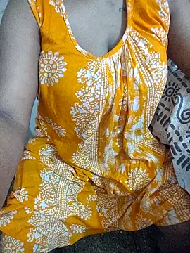 Snapshot of radhikagupta345 chatting on 06/13/26, 08:12 radhikagupta345 online show from 06/13/26, 08:12