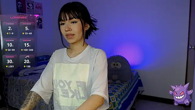 NicoRobin7 online show from 07/17/26, 08:24