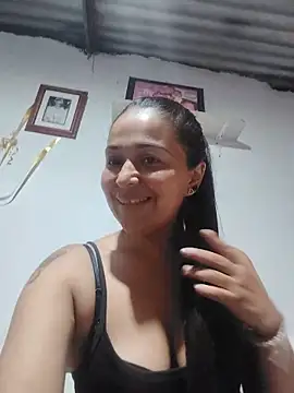 Snapshot of jessamondd chatting on 06/05/26, 03:24 jessamondd online show from 06/05/26, 03:24