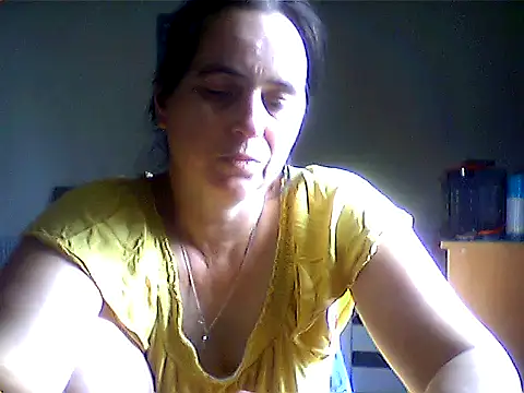 Snapshot of AniaCool77 chatting on 06/17/26, 10:28 AniaCool77 online show from 06/17/26, 10:28