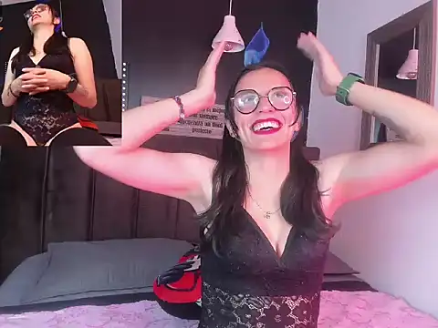 Snapshot of Afroditta_Rosse chatting on 06/09/26, 08:09 Afroditta Rosse online show from 06/09/26, 08:09