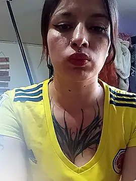 Lucia evans22 online show from 07/07/26, 10:03