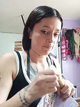 Lucia evans22 online show from 07/29/26, 07:56