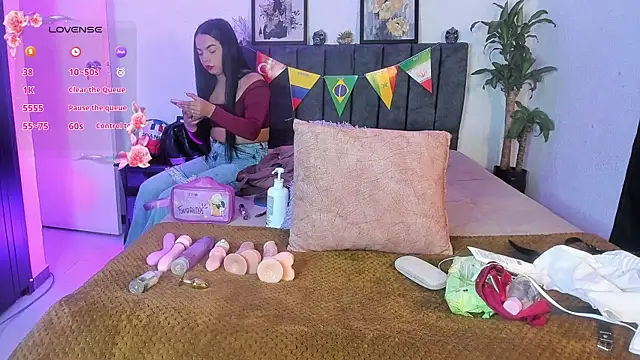 Ariana lee19 online show from 07/17/26, 08:46