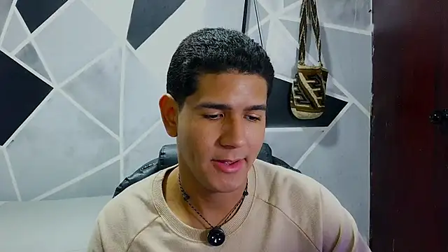 Snapshot of _juanacock_ chatting on 06/21/26, 01:46 juanacock online show from 06/21/26, 01:46