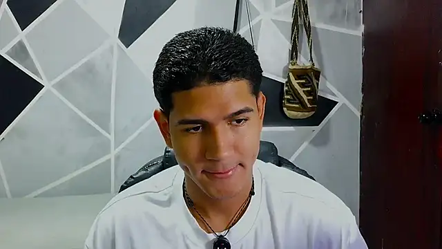 Snapshot of _juanacock_ chatting on 06/22/26, 12:57 juanacock online show from 06/22/26, 12:57