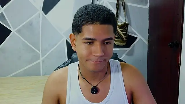Snapshot of _juanacock_ chatting on 06/30/26, 12:33 juanacock online show from 06/30/26, 12:33