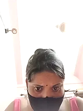 Snapshot of sampachatterjee234 chatting on 06/14/26, 07:27 sampachatterjee234 online show from 06/14/26, 07:27