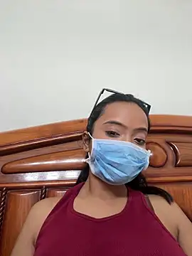livia dolls online show from 06/01/26, 10:50