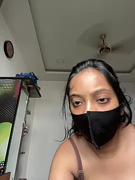 livia dolls online show from 06/11/26, 04:54