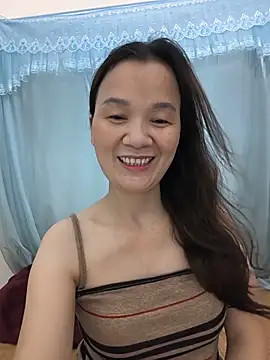Lye lovely online show from 06/03/26, 01:25