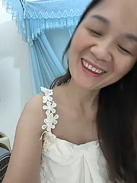 Lye lovely online show from 07/08/26, 09:52