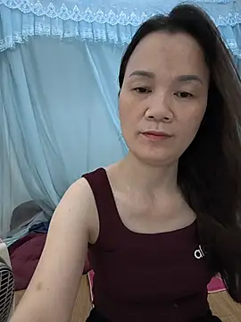 Lye lovely online show from 07/15/26, 02:06
