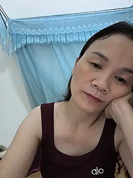 Lye lovely online show from 07/19/26, 11:03