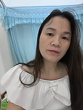 Lye lovely online show from 07/28/26, 01:21