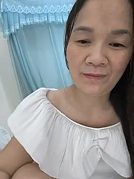Lye lovely online show from 07/28/26, 03:21