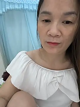 Lye lovely online show from 07/28/26, 04:39