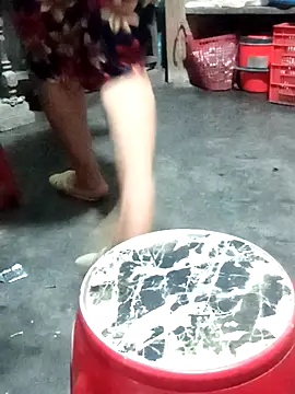 Bong sexy online show from 06/17/26, 12:18