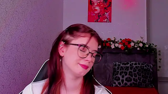 MelissaMay   online show from 06/11/26, 02:53