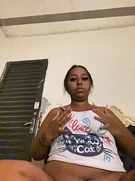 jhenannyy online show from 06/22/26, 02:58
