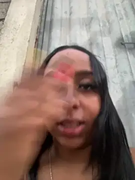 jhenannyy online show from 07/05/26, 09:27