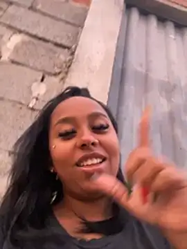 jhenannyy online show from 07/09/26, 09:24