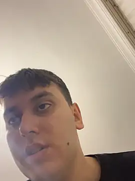 imjustaboyy1 online show from 06/03/26, 06:02