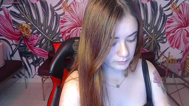 Snapshot of Jenni_arango_ chatting on 05/27/26, 01:08 Jenni arango online show from 05/27/26, 01:08