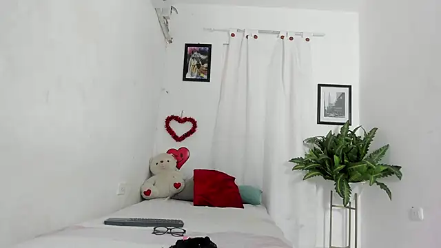 keilyy smith online show from 06/03/26, 07:19