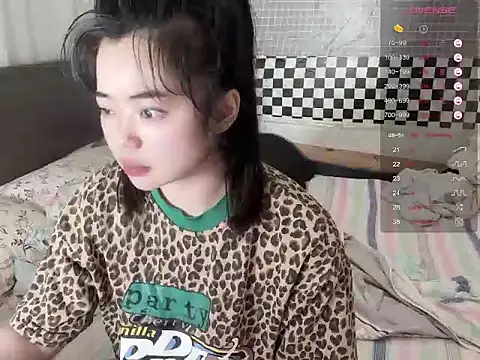 Lili-0521 online show from 06/06/26, 06:56