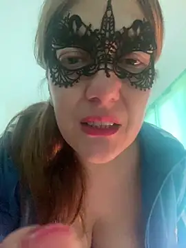 lulupiecitosamor online show from 06/12/26, 11:53