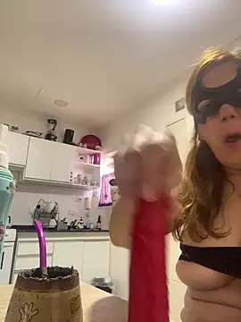 lulupiecitosamor online show from 06/18/26, 01:15