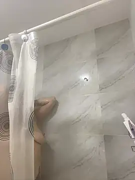 lulupiecitosamor online show from 07/15/26, 01:27