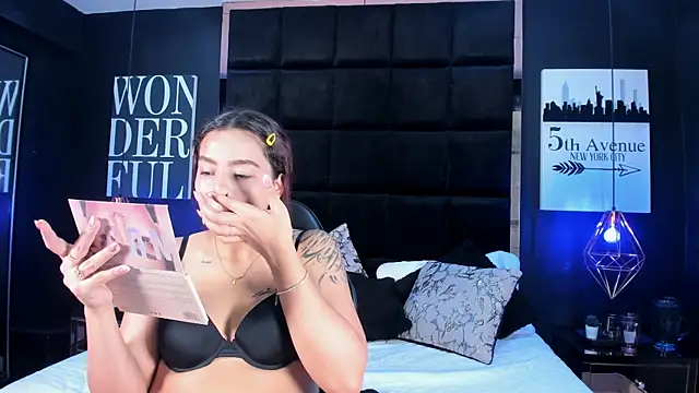 AmyyScott online show from 06/10/26, 07:46