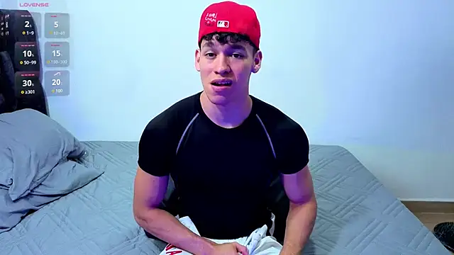 Luke Muscle online show from 07/09/26, 11:53