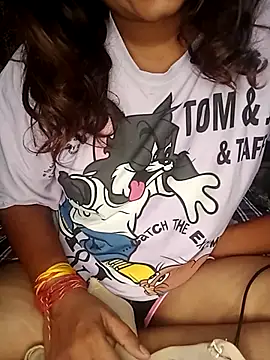 Hot-couple-GB online show from 06/16/26, 11:13