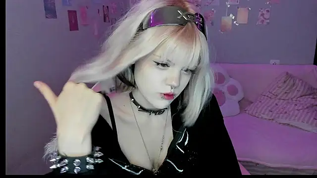 VelvetAlice online show from 07/16/26, 09:10