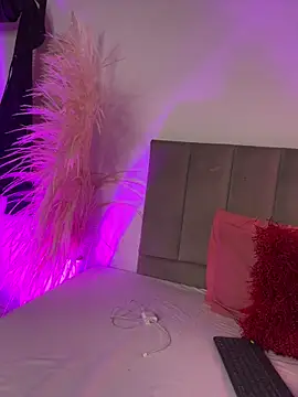 Snapshot of SofiaVitali_ chatting on 07/27/26, 11:06 SofiaVitali online show from 07/27/26, 11:06