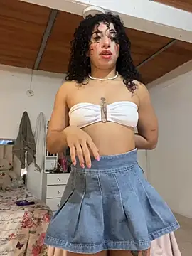 Miily 0 online show from 07/06/26, 02:52