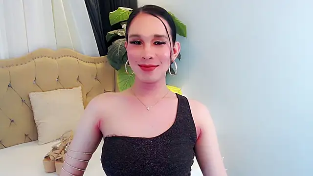 LexiLoreOnTop online show from 06/30/26, 05:58