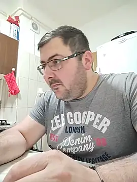 Snapshot of GabyAndrey93 chatting on 05/30/26, 04:53 GabyAndrey93 online show from 05/30/26, 04:53
