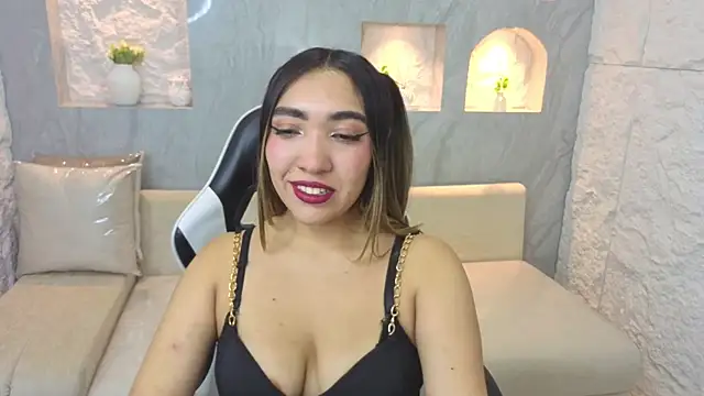 xanthe tx online show from 06/06/26, 03:00
