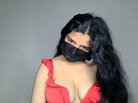 suzan melly online show from 06/21/26, 05:43