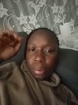 Snapshot of Lazizi29 chatting on 06/19/26, 02:21 Lazizi29 online show from 06/19/26, 02:21