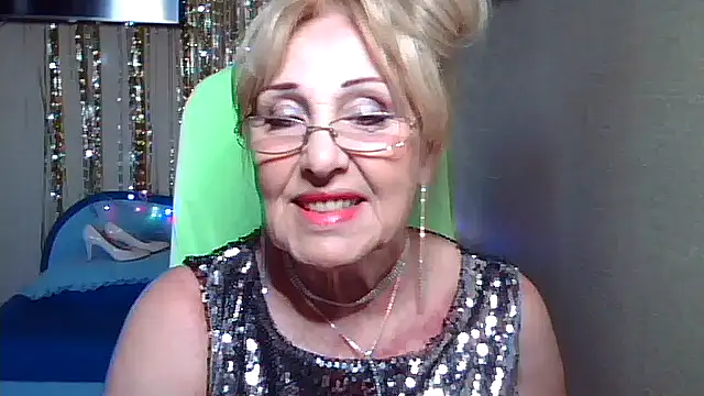 Snapshot of Wena-Sweety chatting on 05/25/26, 04:40 Wena-Sweety online show from 05/25/26, 04:40