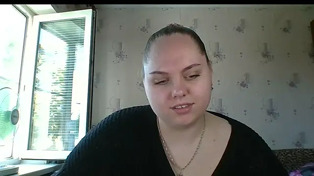 Snapshot of SoftHypnose chatting on 06/23/26, 10:13 SoftHypnose online show from 06/23/26, 10:13