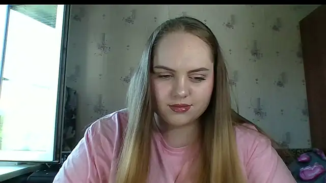 Snapshot of SoftHypnose chatting on 06/30/26, 12:06 SoftHypnose online show from 06/30/26, 12:06