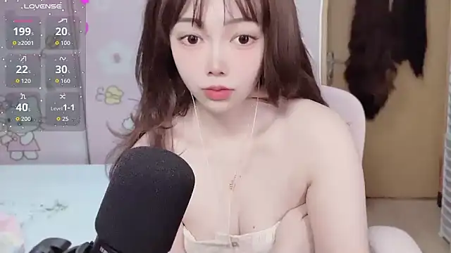 Una 2026 online show from 06/08/26, 06:14