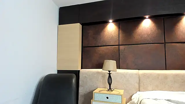 ValeryMontenegro online show from 07/15/26, 12:10