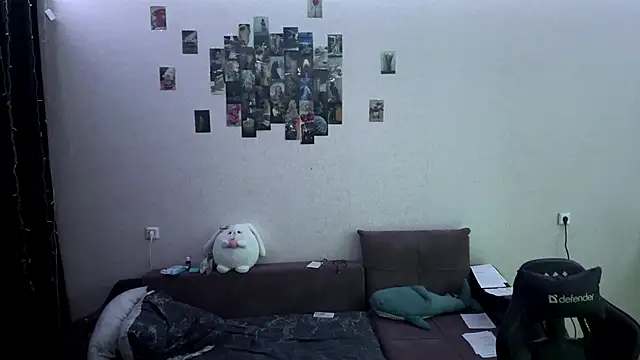 KrystalCarabine online show from 06/11/26, 04:27